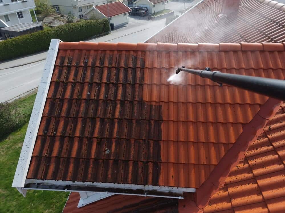 Takvask og mosefejerning Bergen
